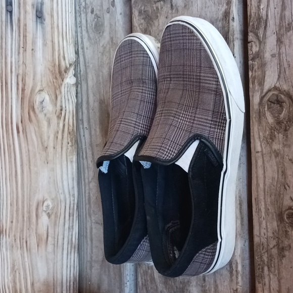 Vans low tops - Picture 7 of 13